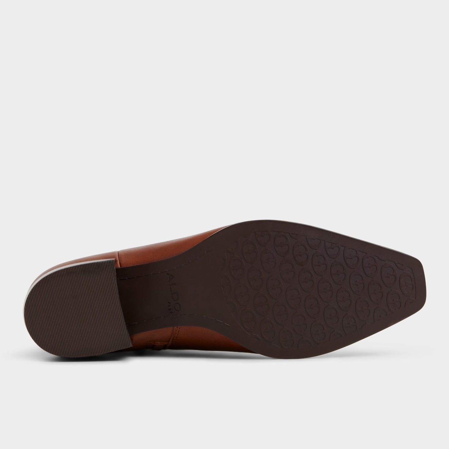 Raneldar in Medium Brown - Chelsea boot, Block heel | Aldo Essential