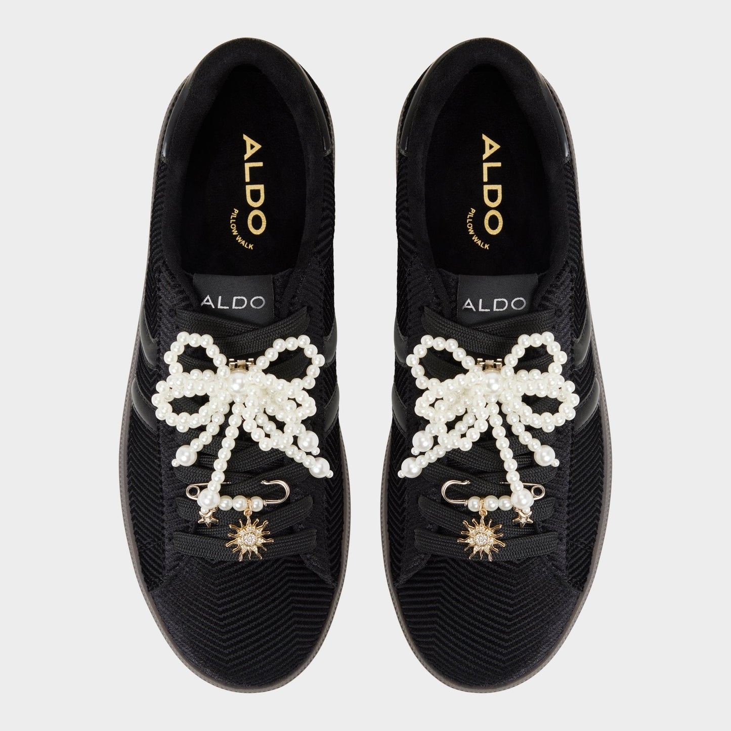 Chicsneaker2 in Black Black - Low top sneaker, Cup sole | Aldo Trending