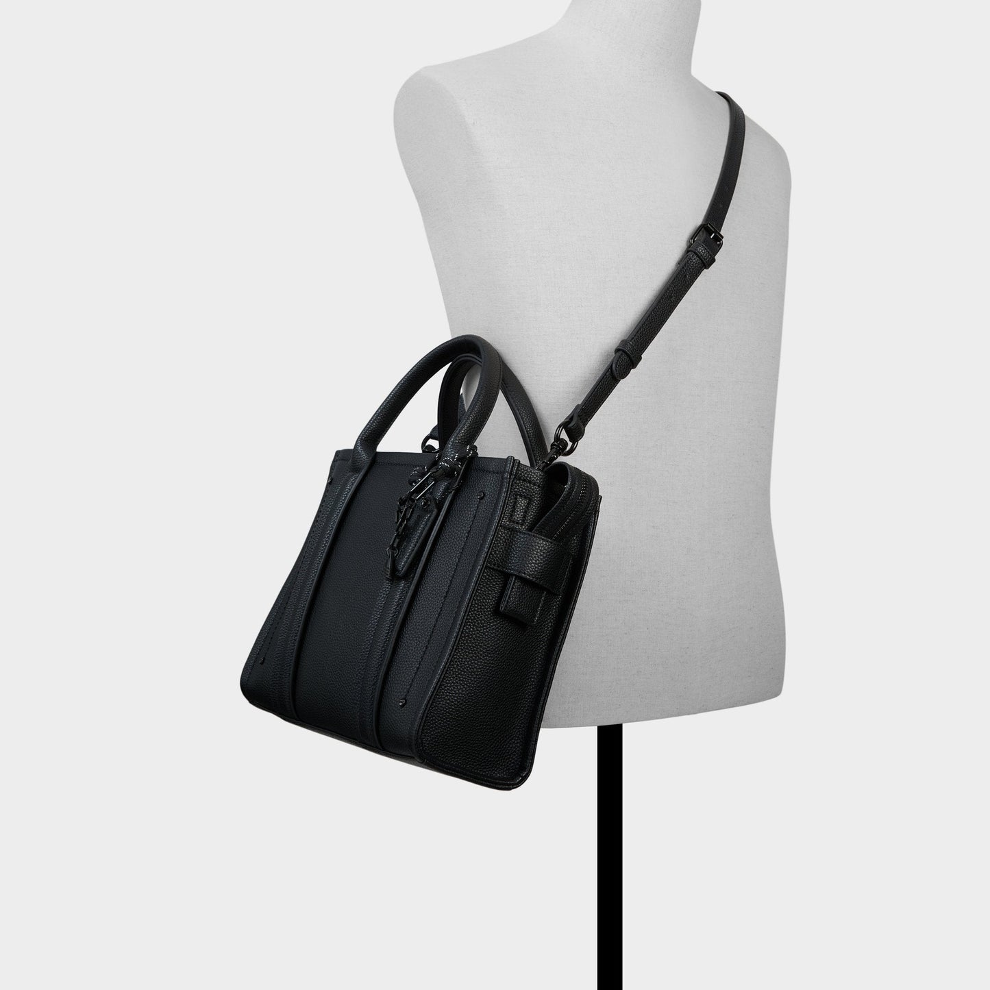 Clubglowwx Black/Black Women's Aldo Sport Club - Satchel bag | Aldo Premium