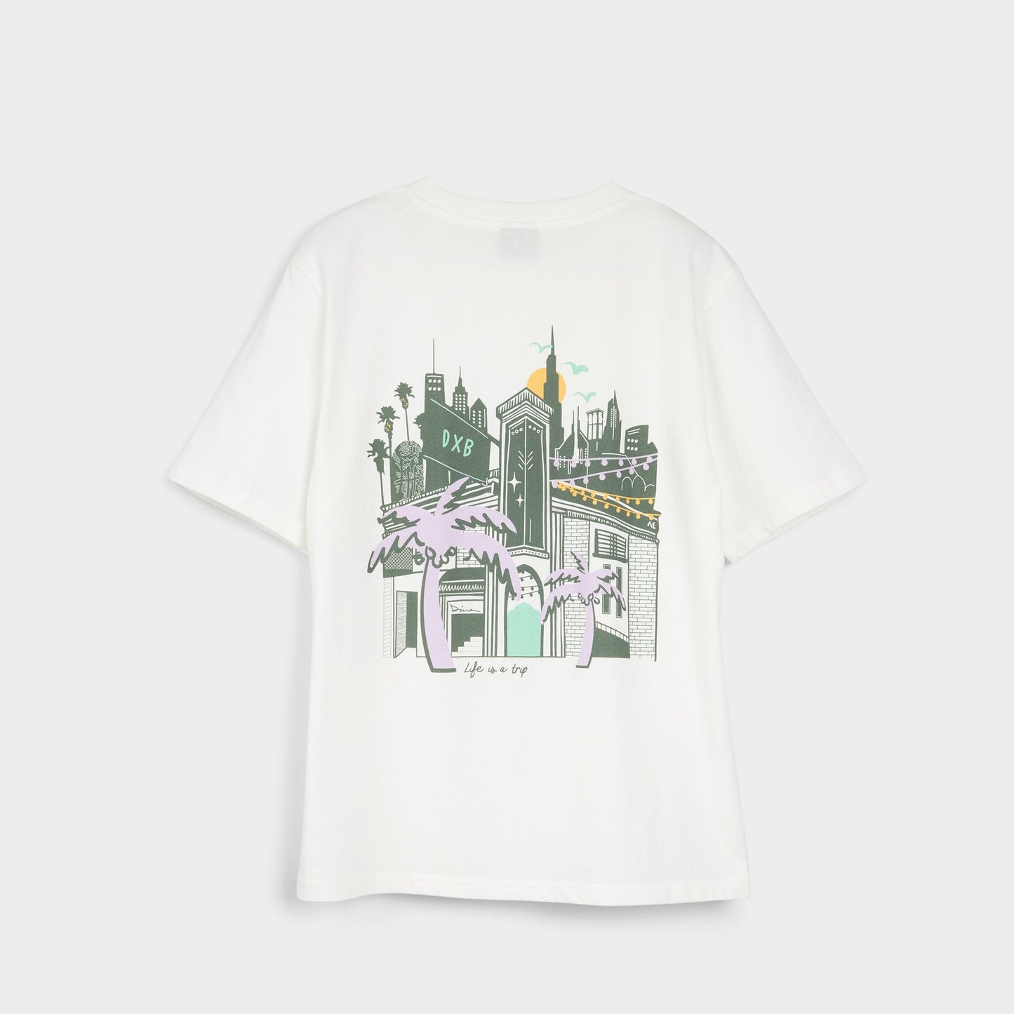 Dina in Sami White - Unisex t-shirt | Aldo Best Seller