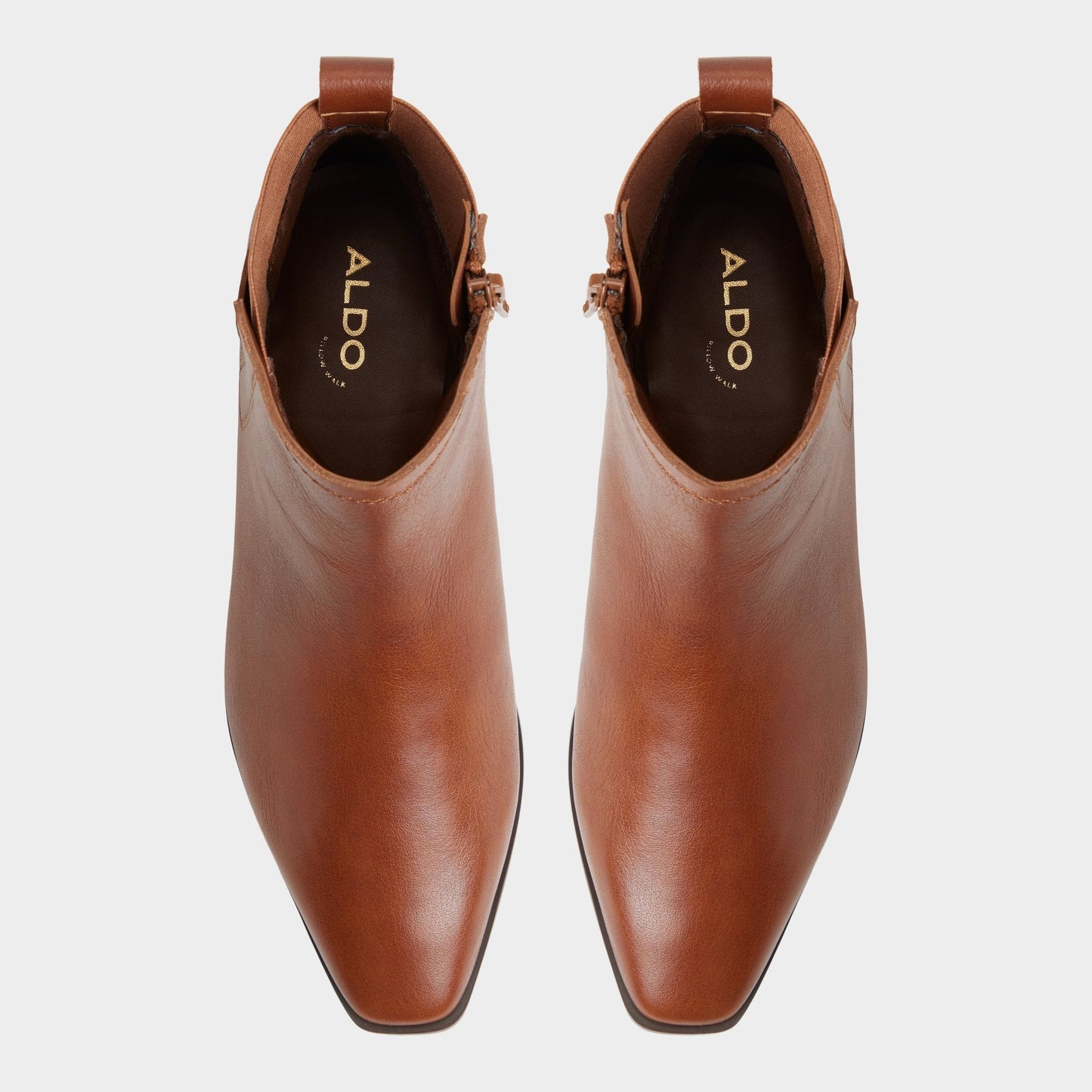 Raneldar in Medium Brown - Chelsea boot, Block heel | Aldo Essential