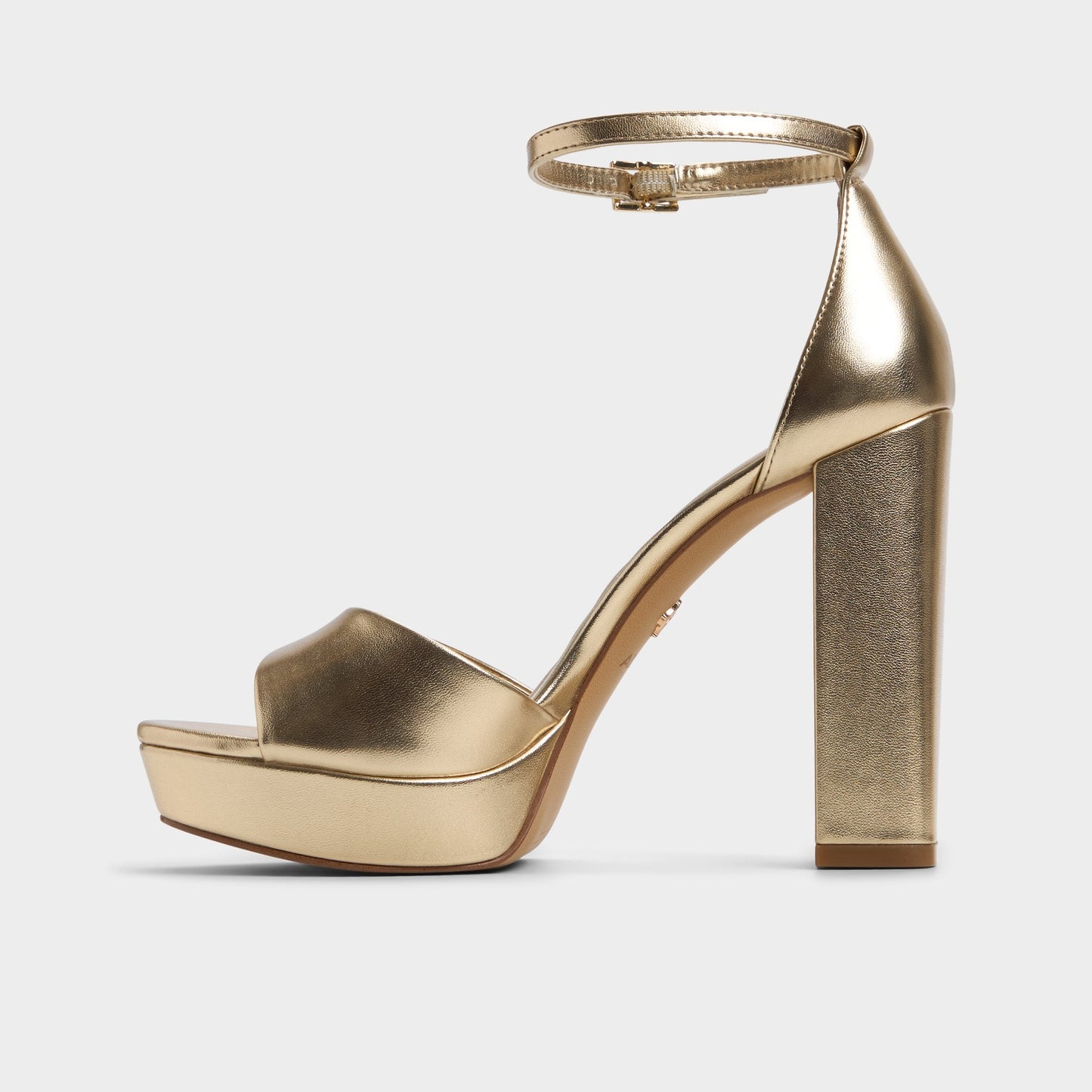 Enaegyn 2.0 in Gold - Strappy heeled sandal, Platform | Aldo New