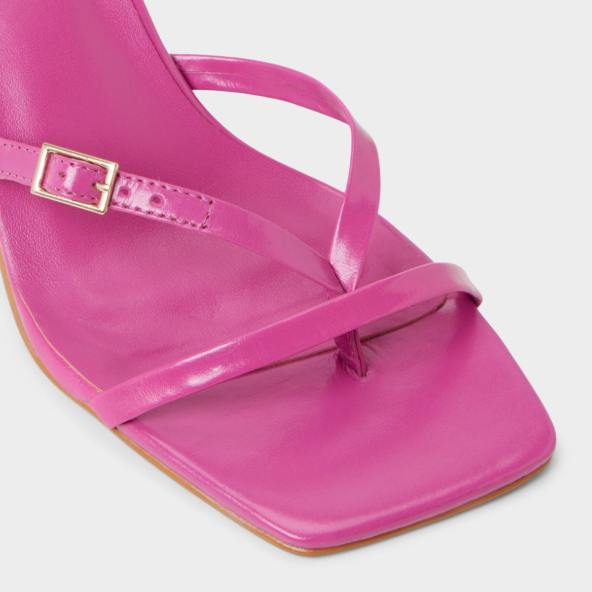 Gannever - Heeled flip flop, Kitten heel | Aldo Recommended
