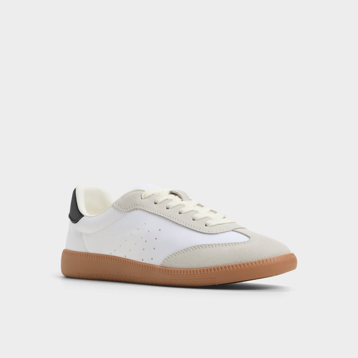 Clubstyle White/Black Women's Low top sneakers - Jogger sneaker, Jogger sole | Aldo Trending