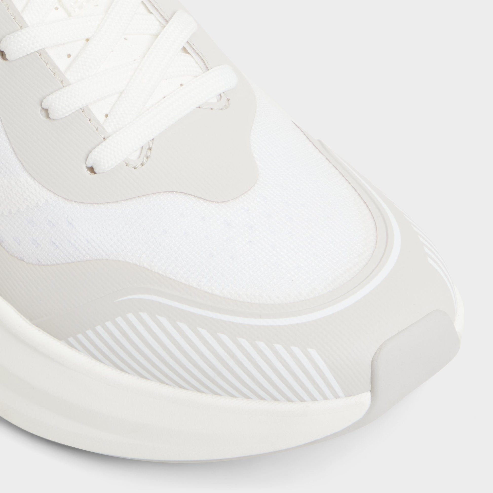Pillowstep White Women's Low top sneakers - Sneaker, Jogger sole | Aldo Signature