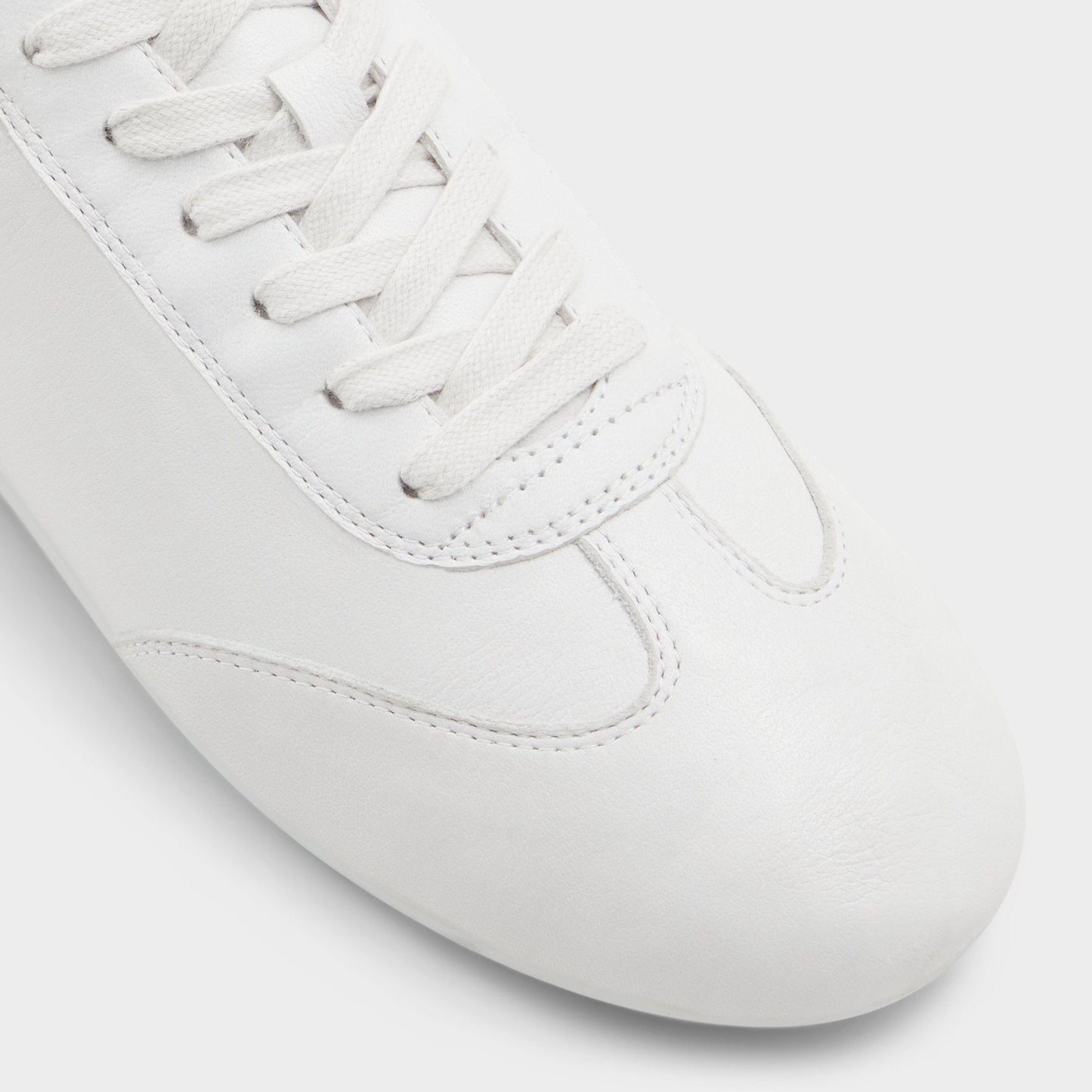 Swiftlyy White/Bone Women's Low top sneakers - Low top sneaker | Aldo Best Seller