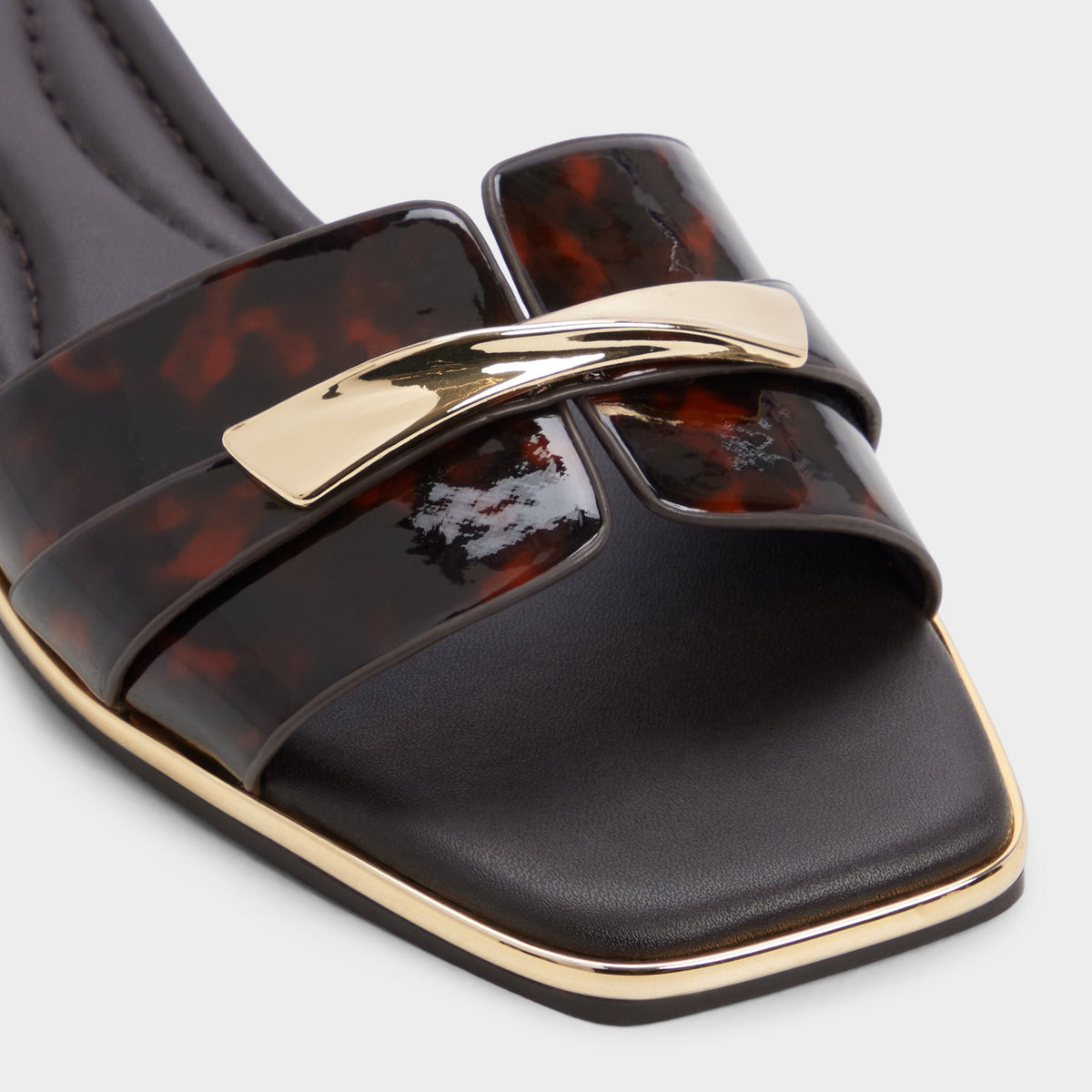 Darlina in Open Brown - Slide sandal | Aldo Trending