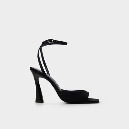 Alisonn in Open Black -  | Aldo New