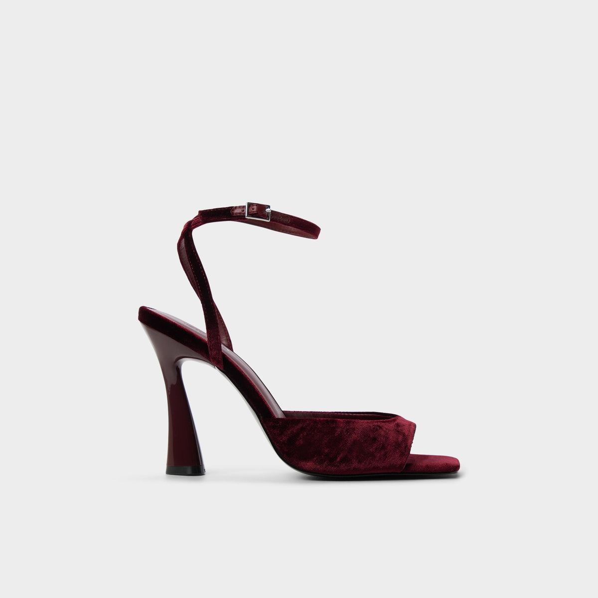 Alisonn in Bordo -  | Aldo Recommended
