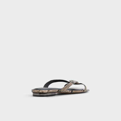 Iliria White/Black Women's Flats - Slide sandal | Aldo Recommended