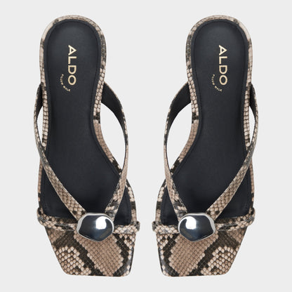 Iliria White/Black Women's Flats - Slide sandal | Aldo Recommended