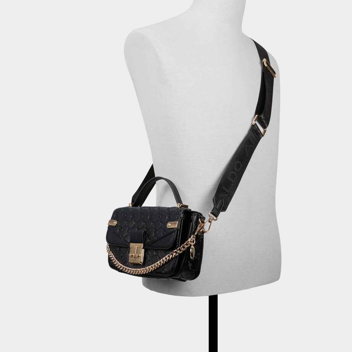 Dallannaax in Black - Crossbody bag | Aldo New
