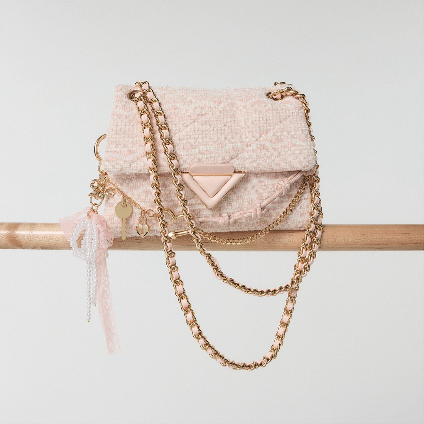 Softpufffemmee in Pink - Crossbody bag | Aldo Best Seller