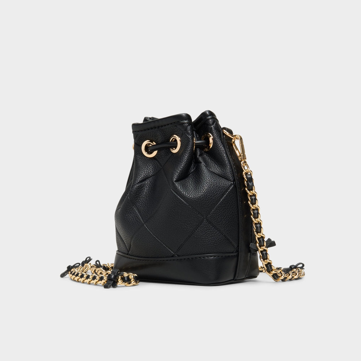 Elynnaa in Black - Bucket bag | Aldo Premium