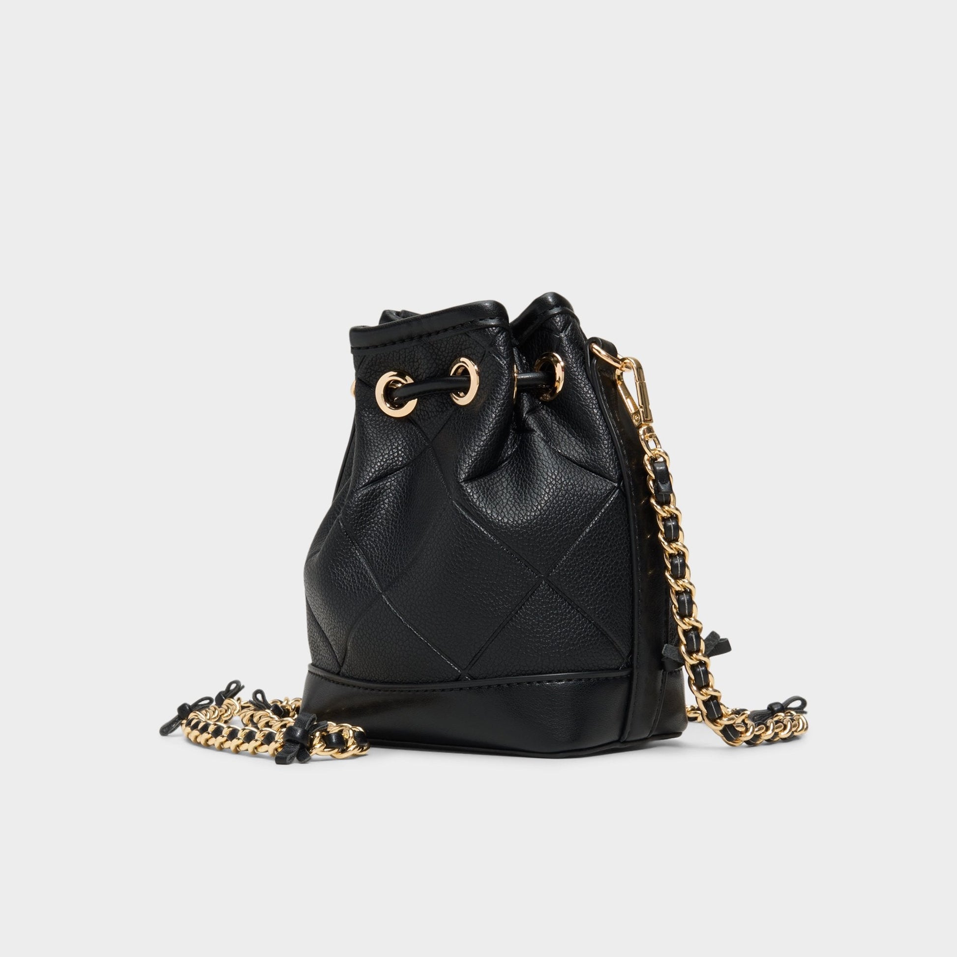 Elynnaa in Black - Bucket bag | Aldo Premium
