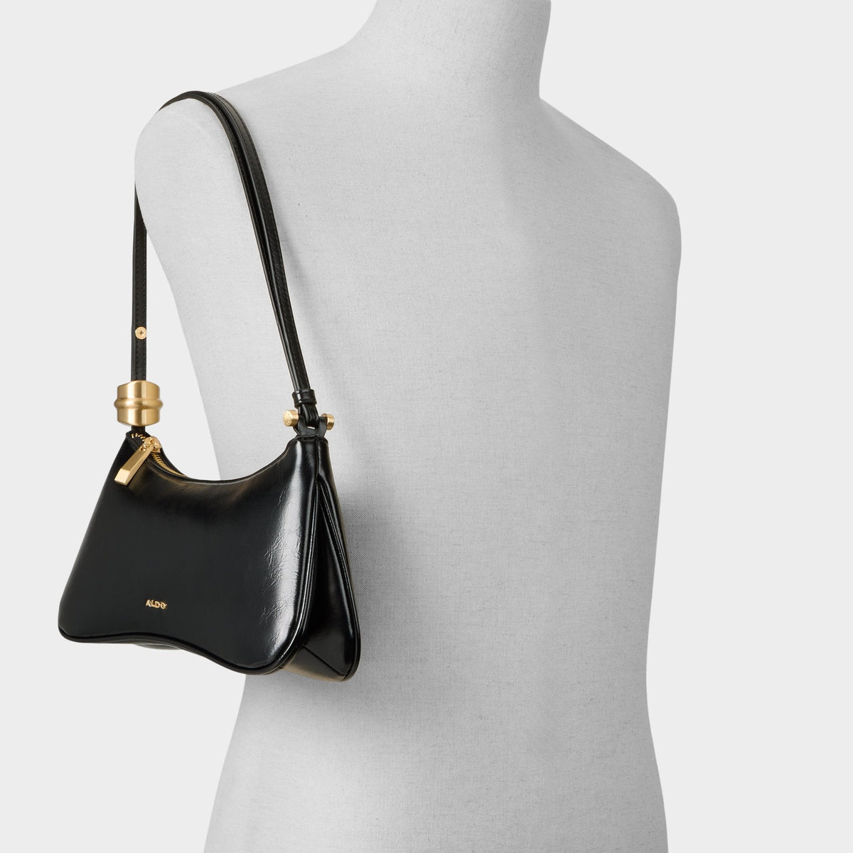Amelliee in Black Overflow -  | Aldo Premium