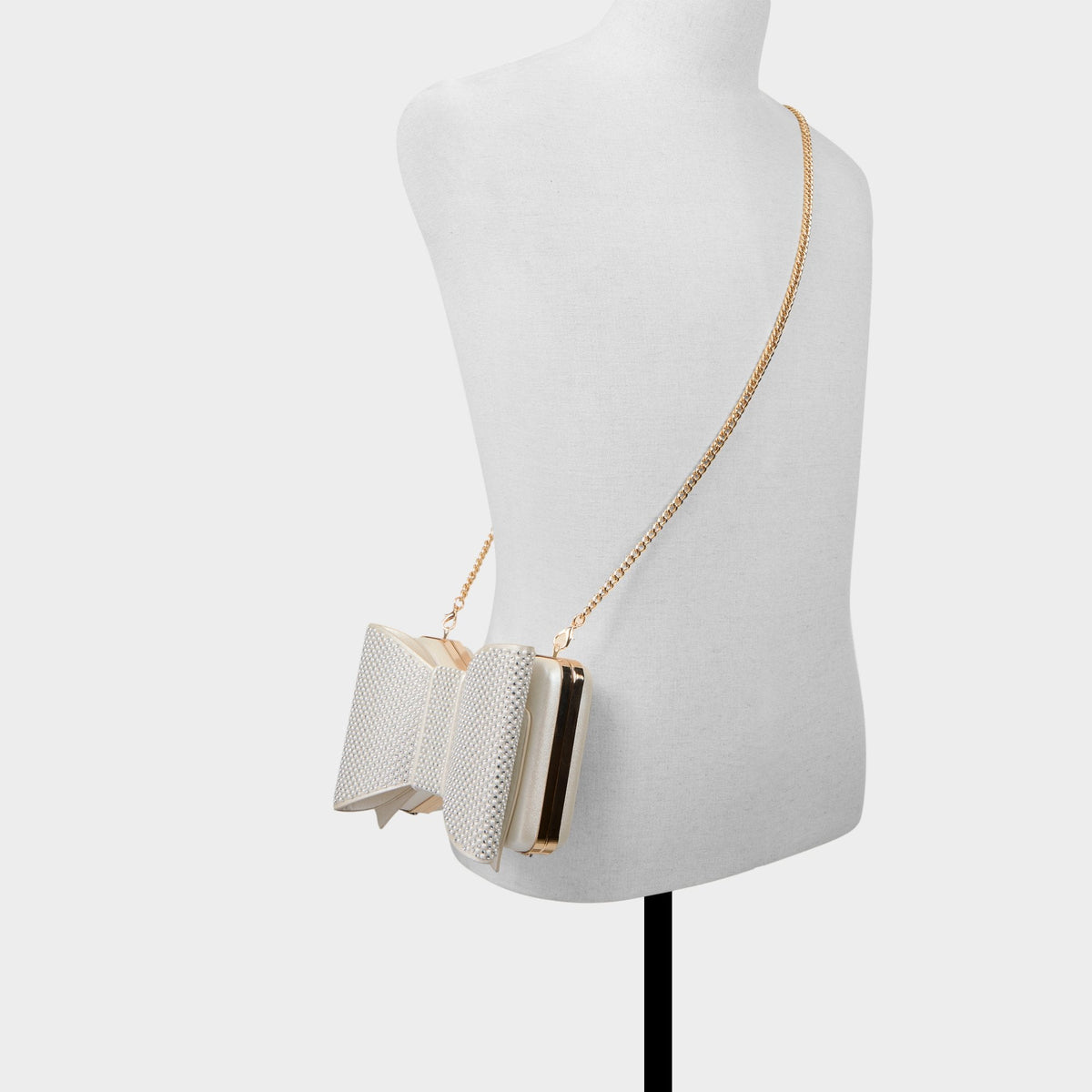 Dressboww in White Overflow -  | Aldo Premium