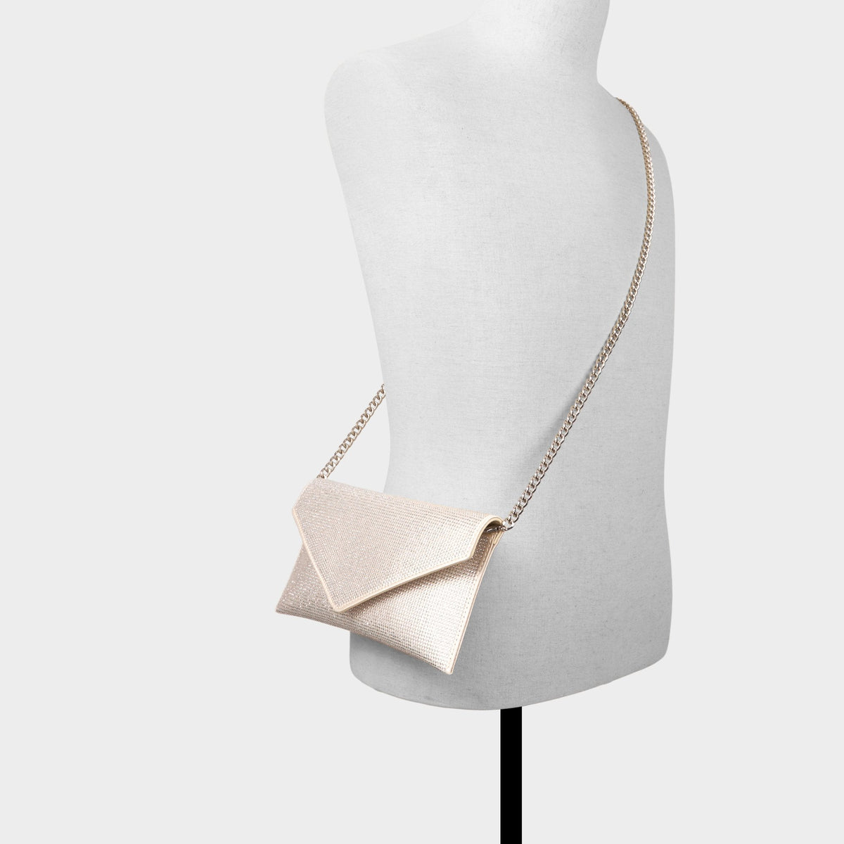 Mallasveblingg in Open White - Clutch | Aldo Recommended