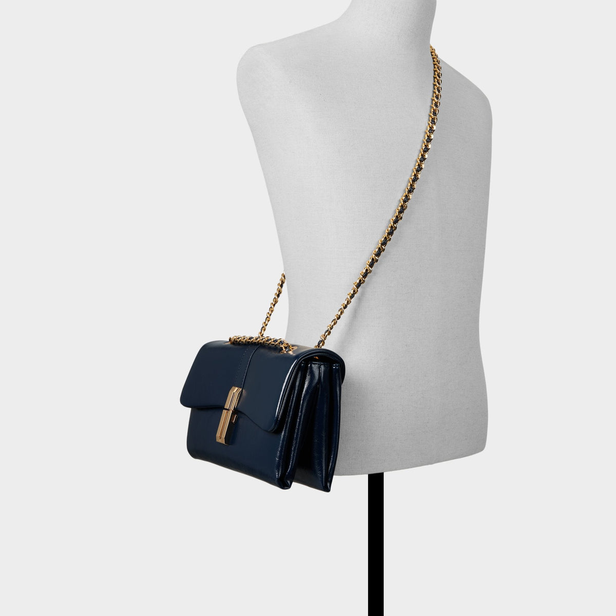 Alicieex in Navy - Crossbody bag | Aldo Recommended