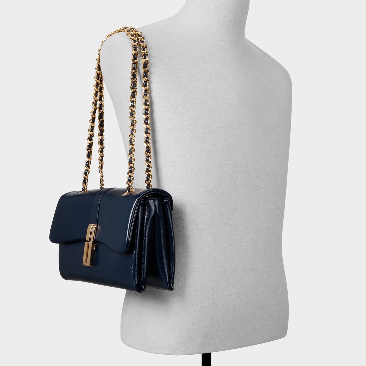 Alicieex in Navy - Crossbody bag | Aldo Recommended