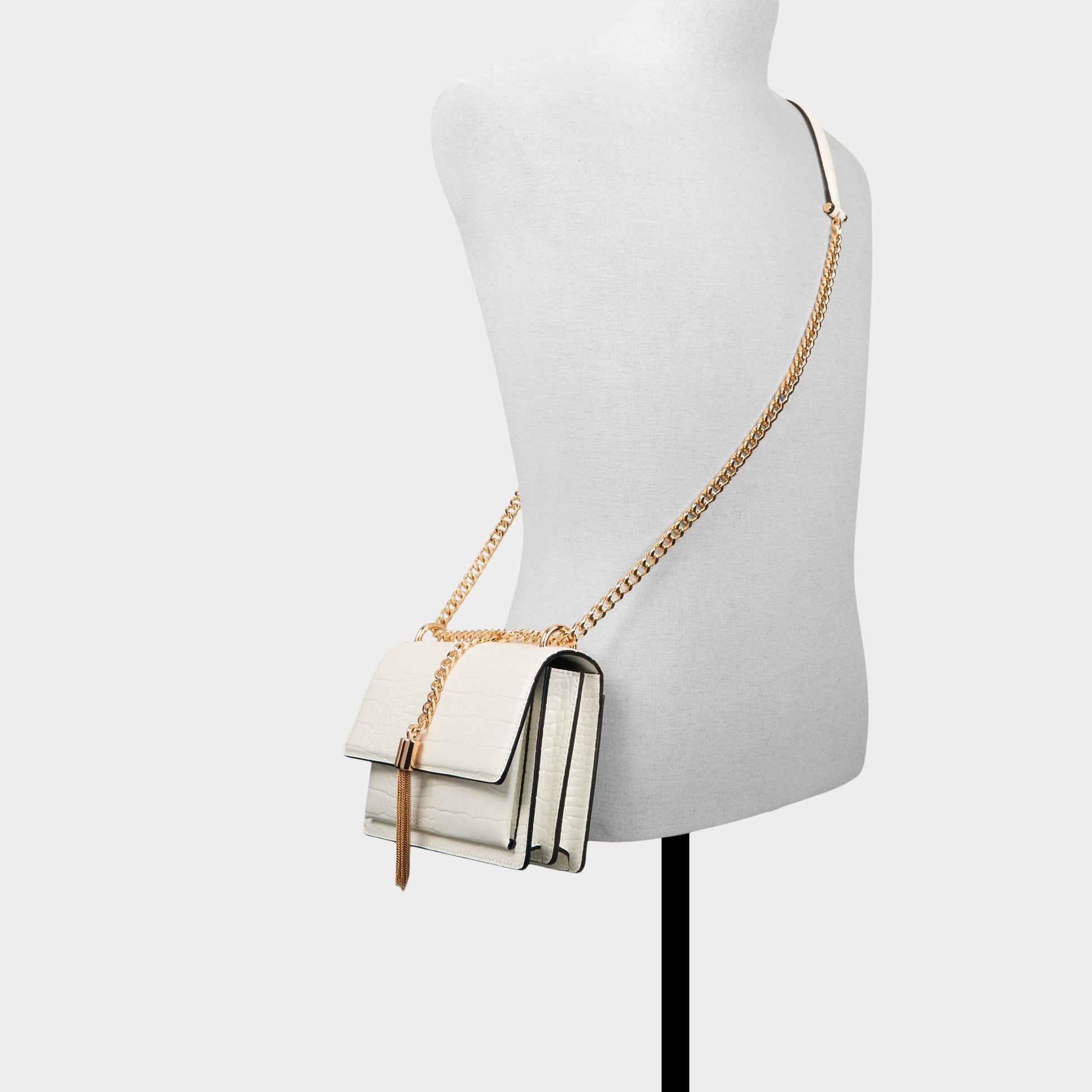 Miyabell in White - Crossbody bag | Aldo Popular