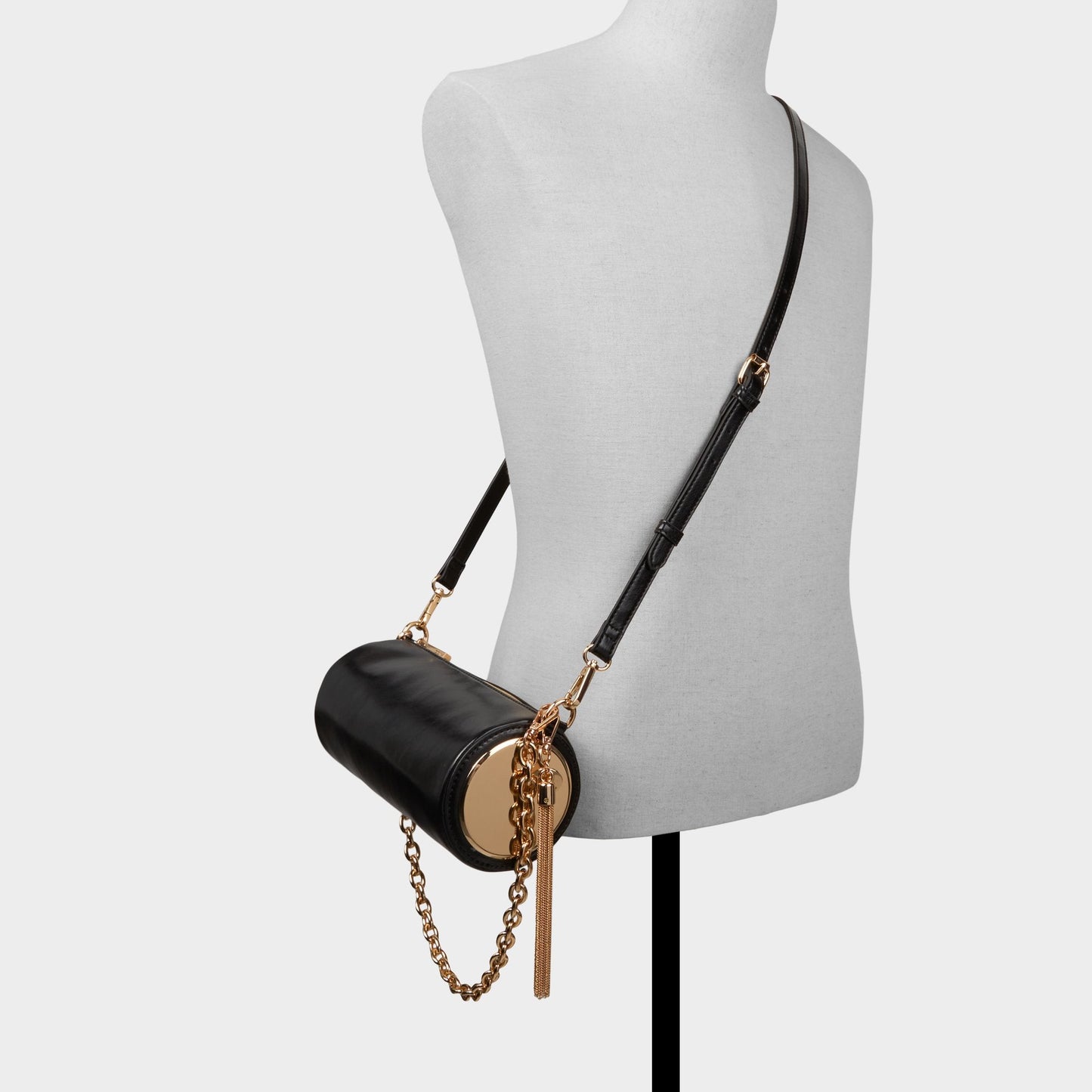 Iness in Black - Shoulder bag | Aldo Trending