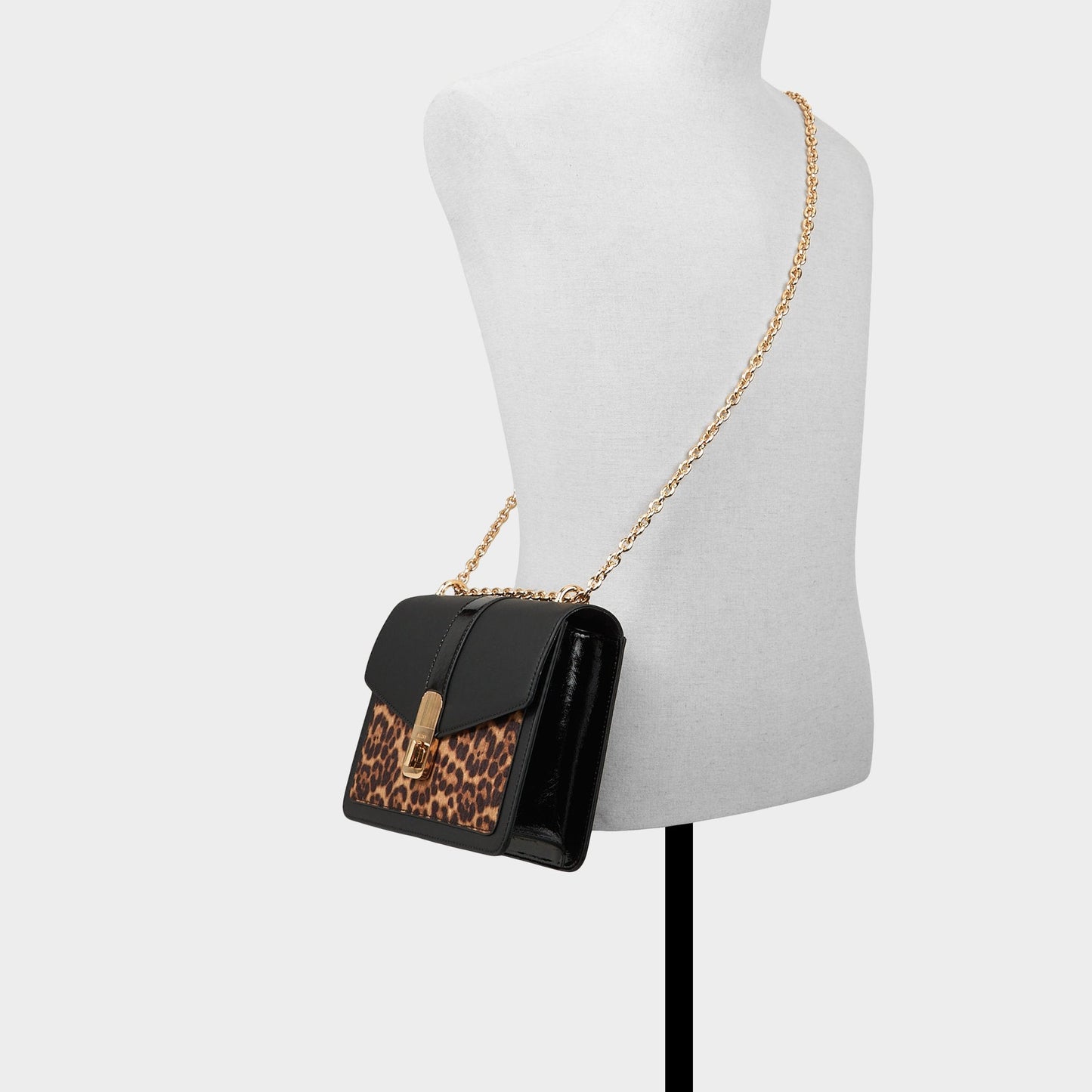 Soii in Black -  | Aldo Trending