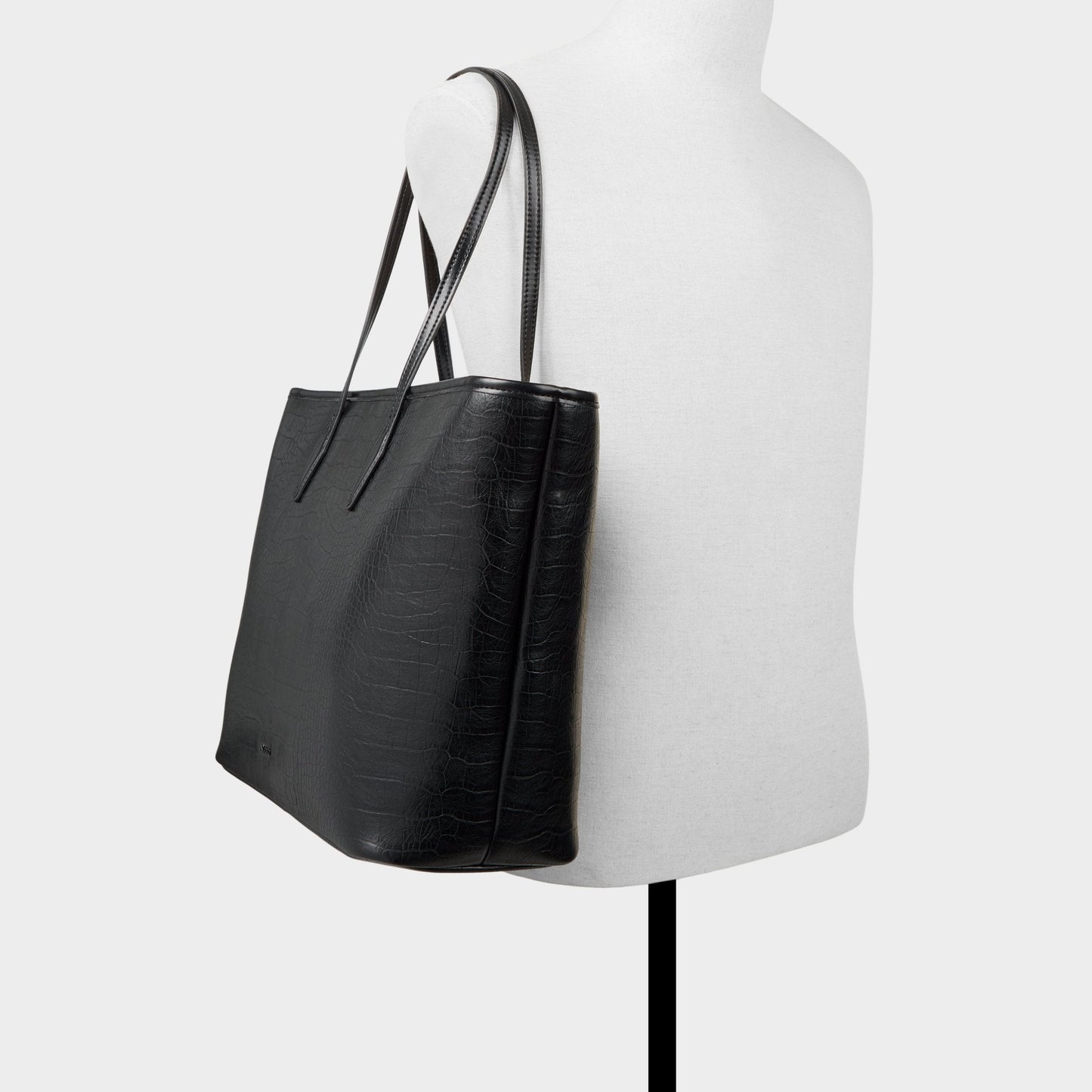 Everythingtotee in Black Black - Tote bag | Aldo Best Seller