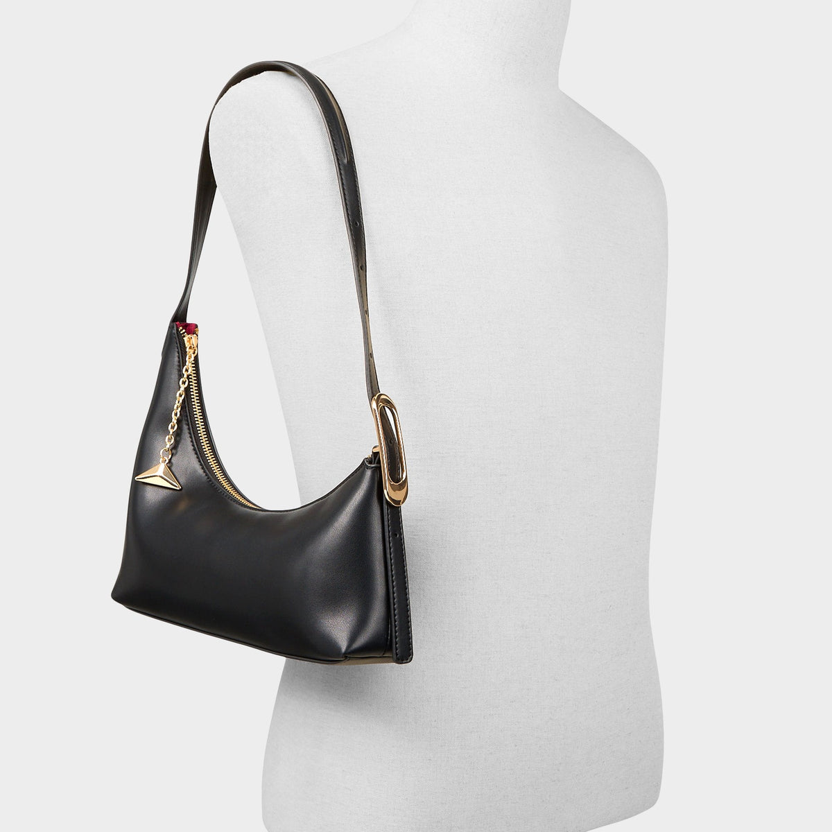 Timberlyy in Black - Shoulder bag | Aldo Trending