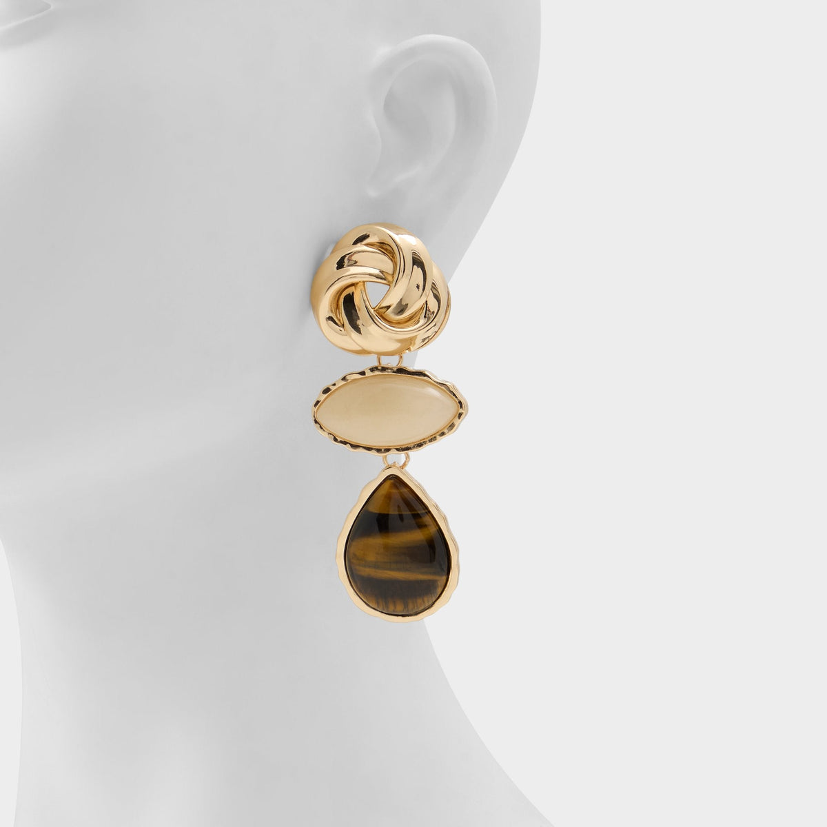 Sunara in Gold - Chandelier earrings | Aldo Classic