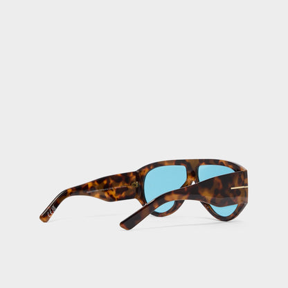Kristiinaa in Other Brown - Aviator sunglasses | Aldo Essential