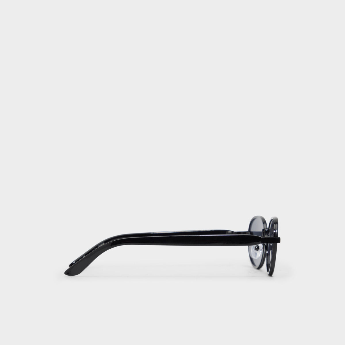 Alicee in Black - Oval sunglasses | Aldo New