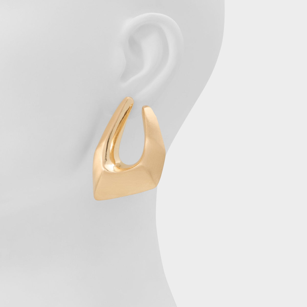 Ellabella in Gold - Statement earrings | Aldo Premium