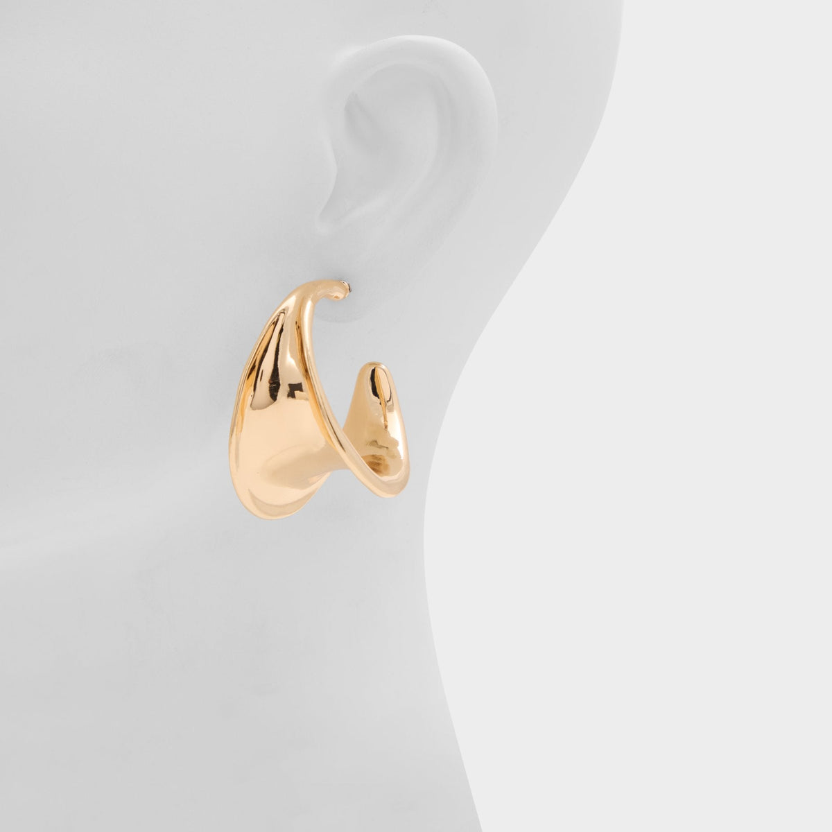 Viita in Gold - Statement earrings | Aldo Exclusive