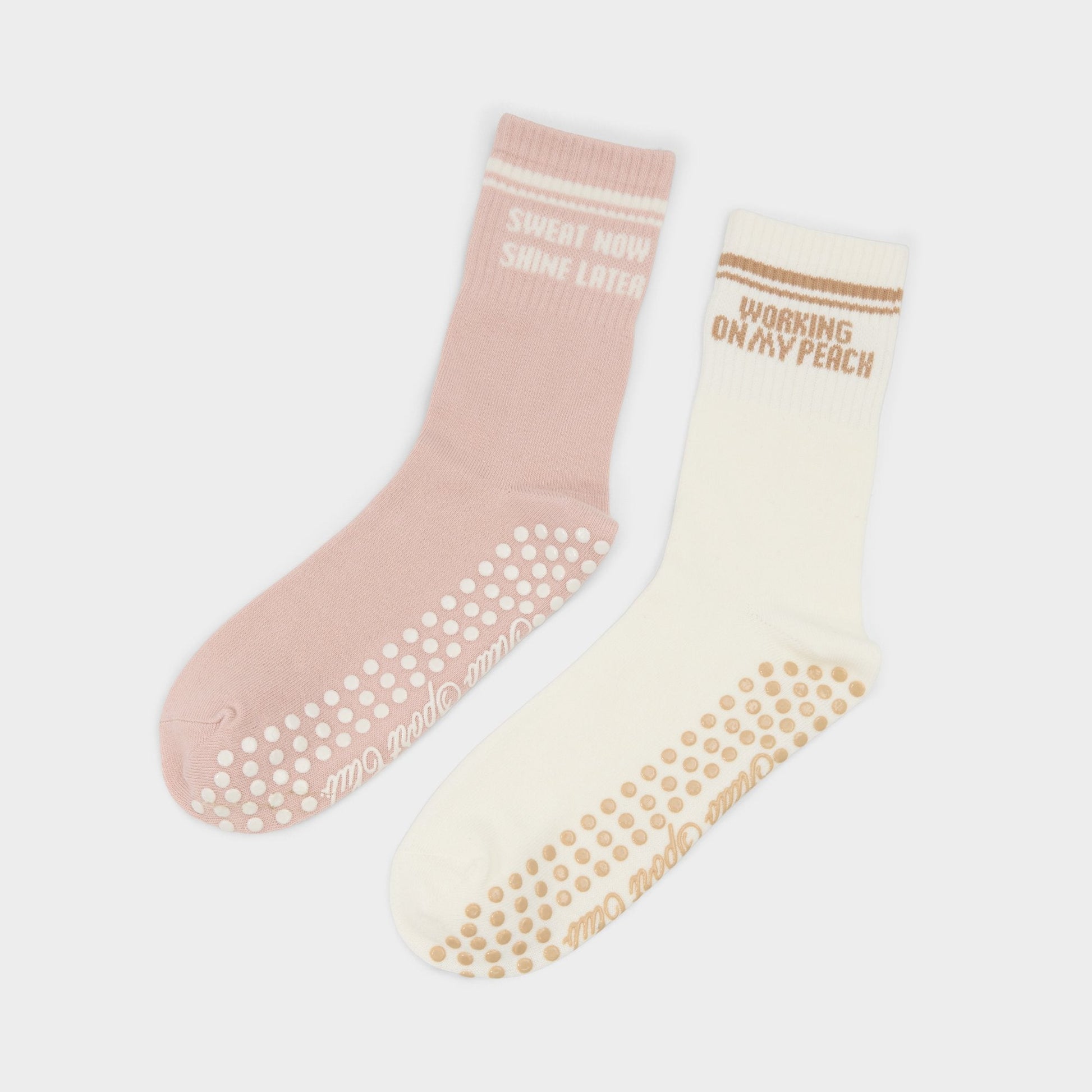Pilatesclub in Light Pink - Pilates socks | Aldo Best Seller