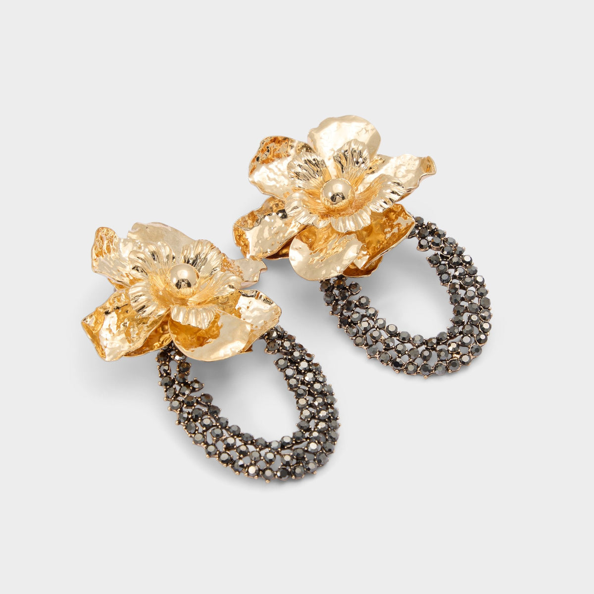 Florabella in Grey - Chandelier earrings | Aldo Signature