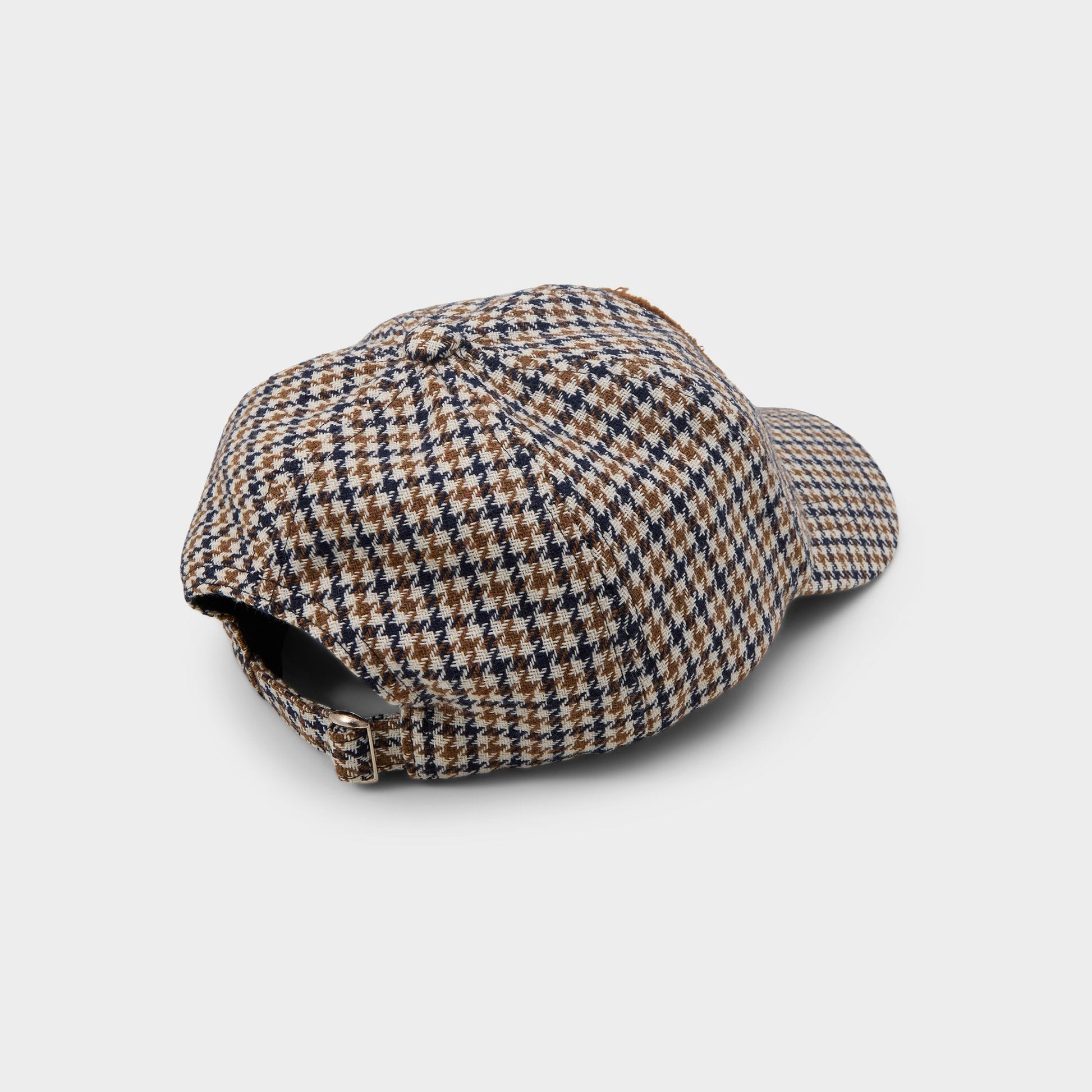 Lifeisasport in Other Beige - Cap | Aldo Signature