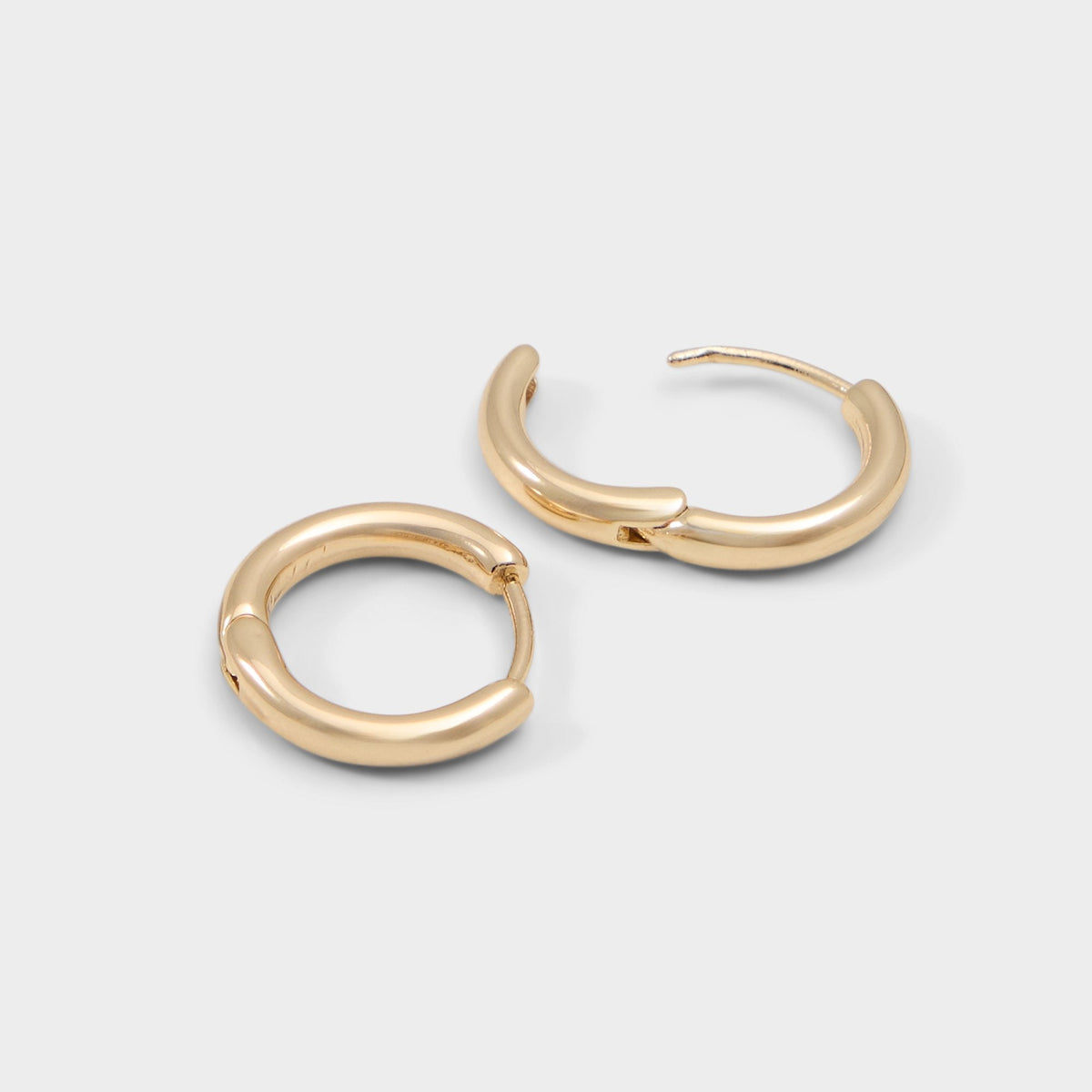Skirilla in Black - Bag charm | Aldo New