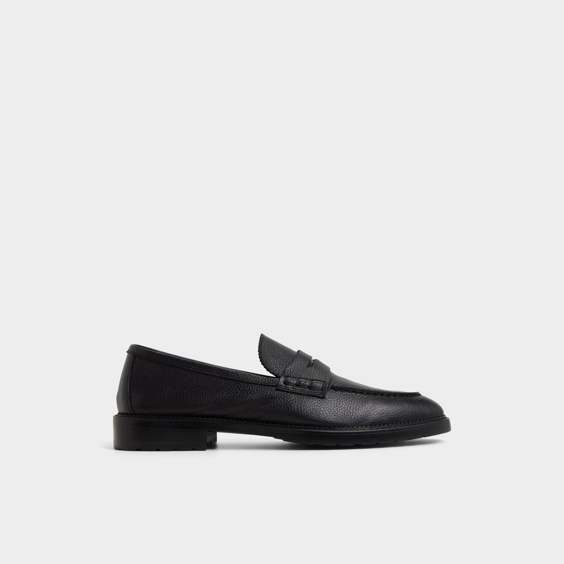 Melvillee in Open Black - Loafer | Aldo Essential