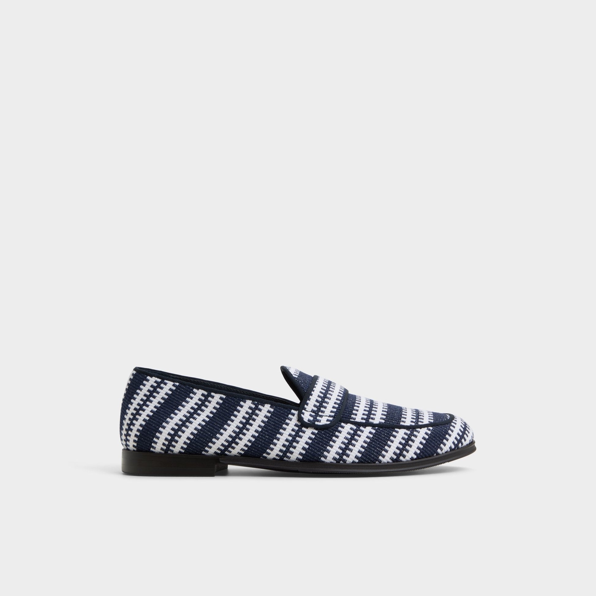 Waterfront Navy Men's Loafers & Slip-Ons - Loafer | Aldo Trending