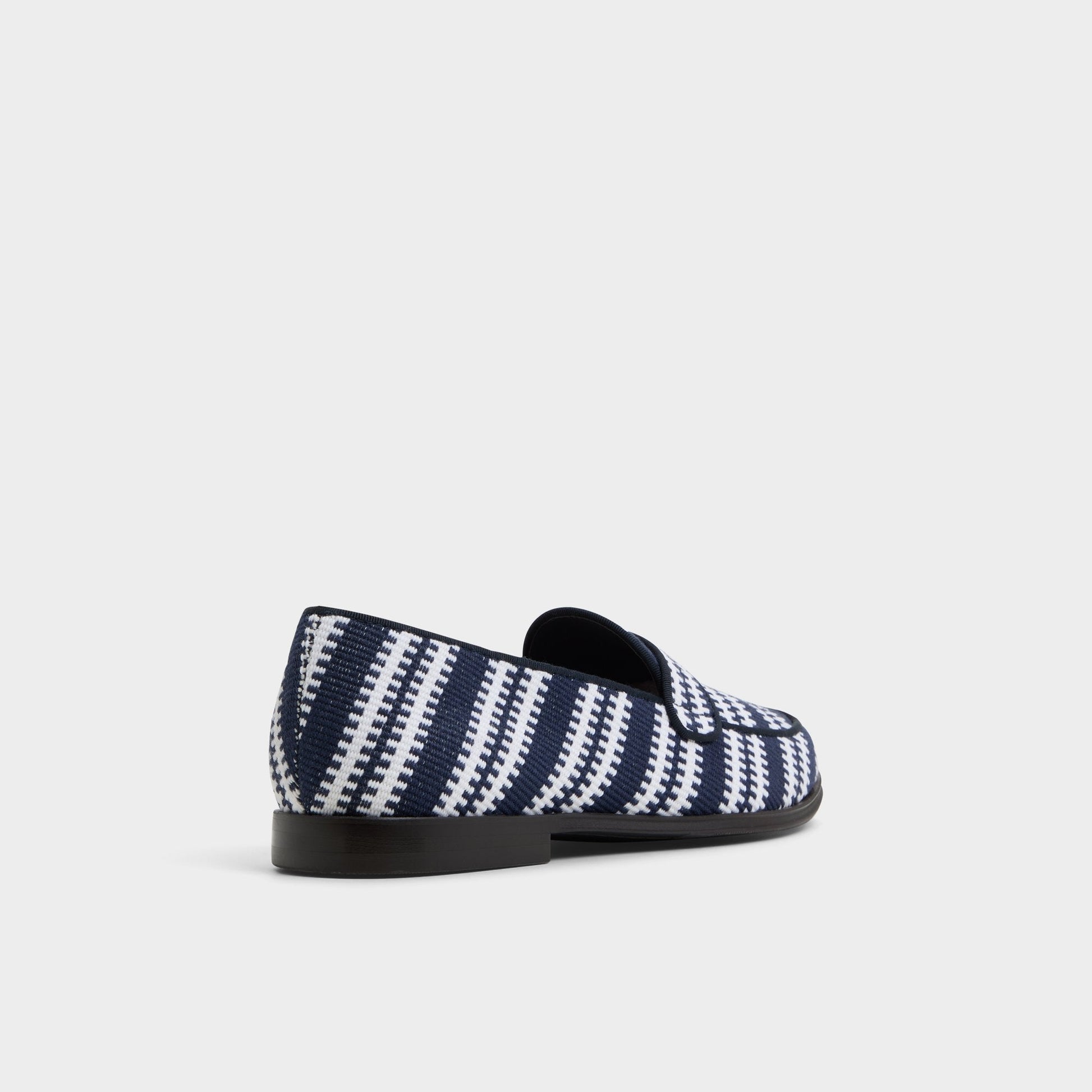 Waterfront Navy Men's Loafers & Slip-Ons - Loafer | Aldo Trending
