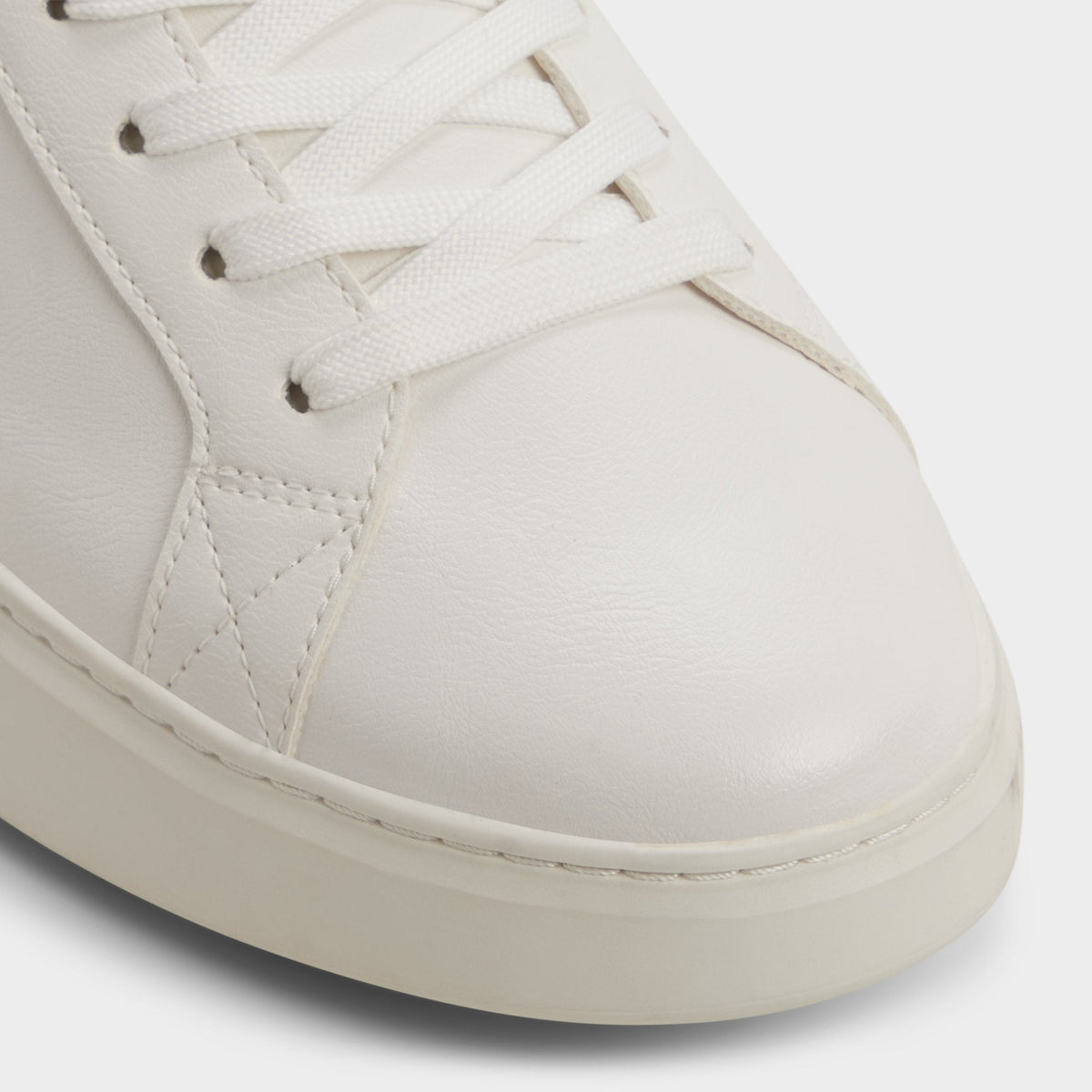Rohan in White - Low top sneaker | Aldo Essential