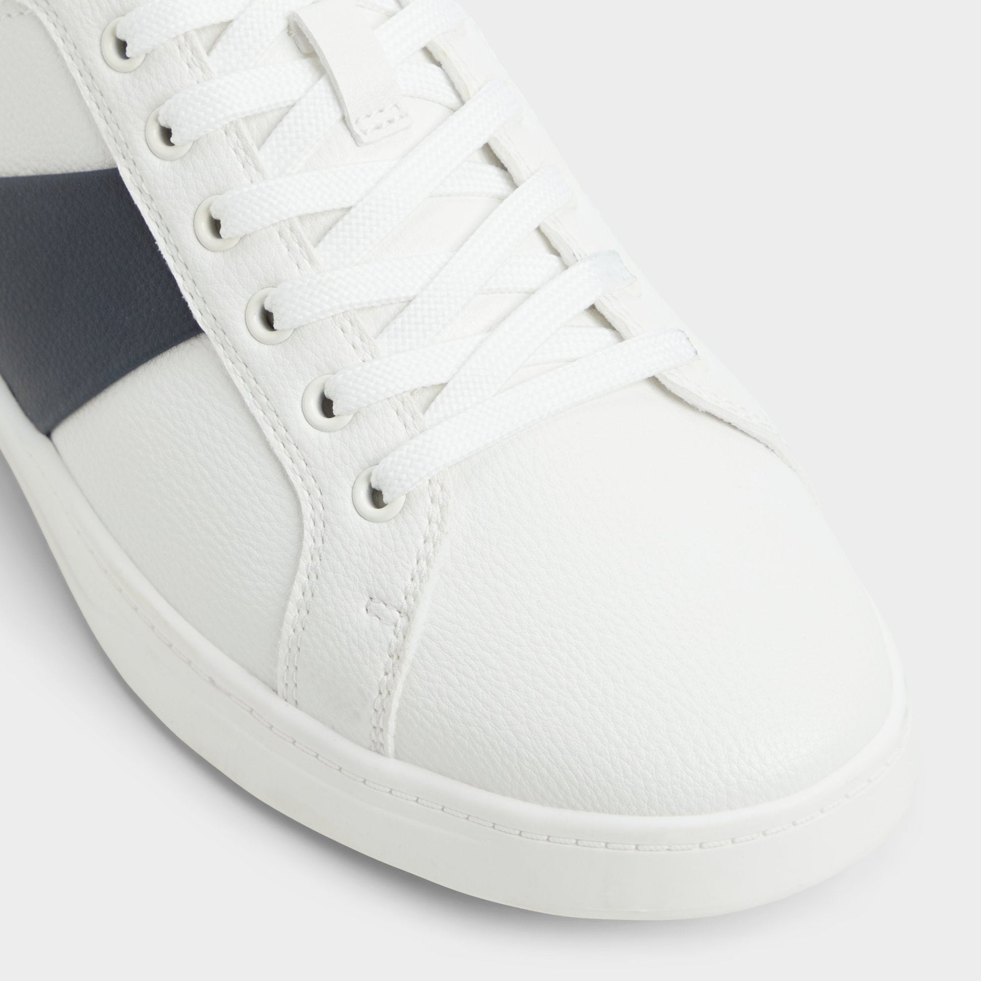 Ozzy White/Navy Men's Low top - Low top sneaker, Cup sole | Aldo Essential