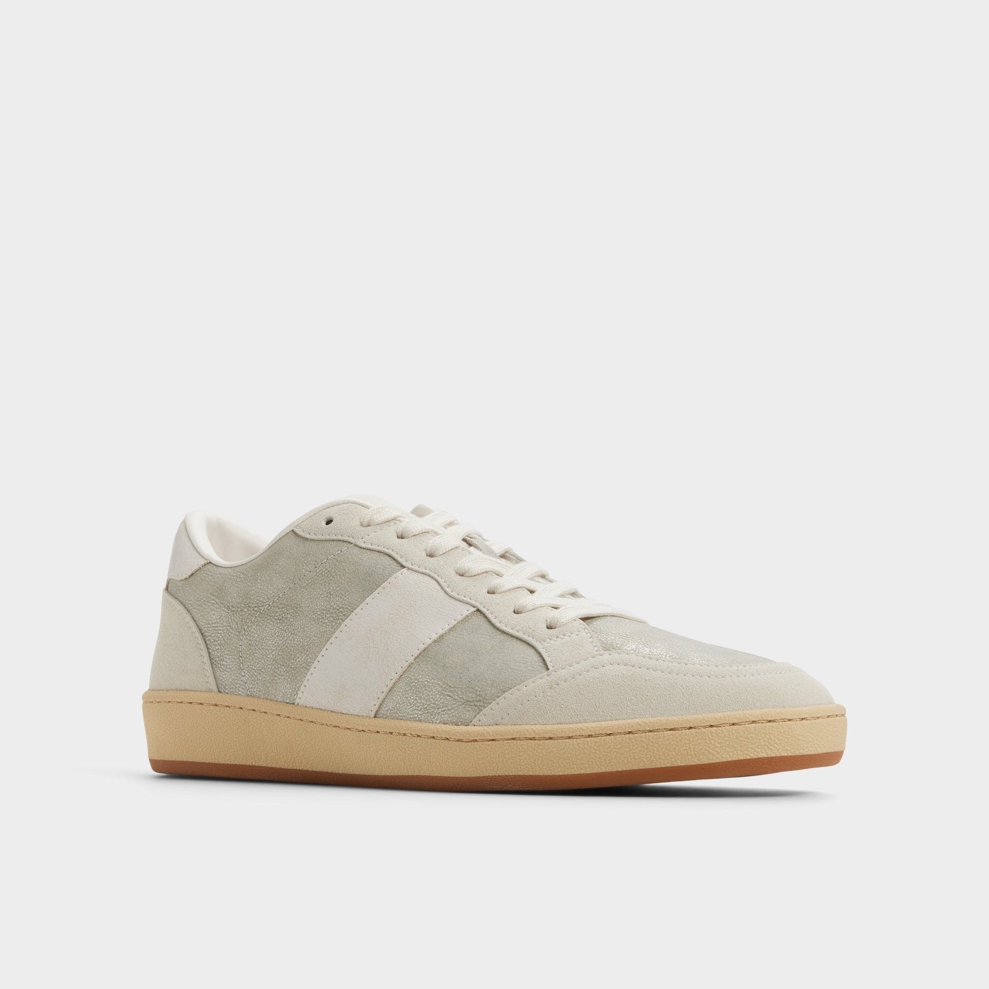 Roscoe in Ivory 14098566 - Low top sneaker | Aldo Featured