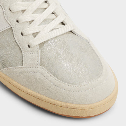 Roscoe in Ivory 14098566 - Low top sneaker | Aldo Featured