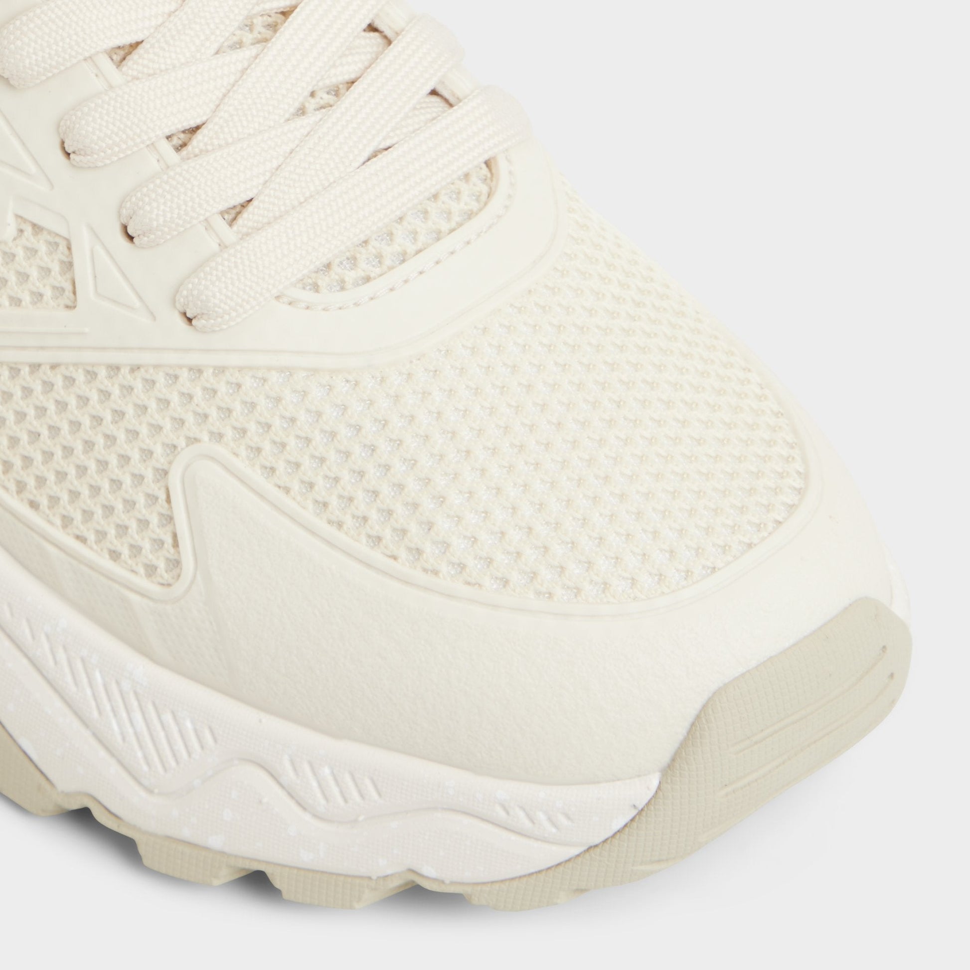 Zeffy in Ivory 14042551 - Jogger sneaker, Jogger sole | Aldo Trending