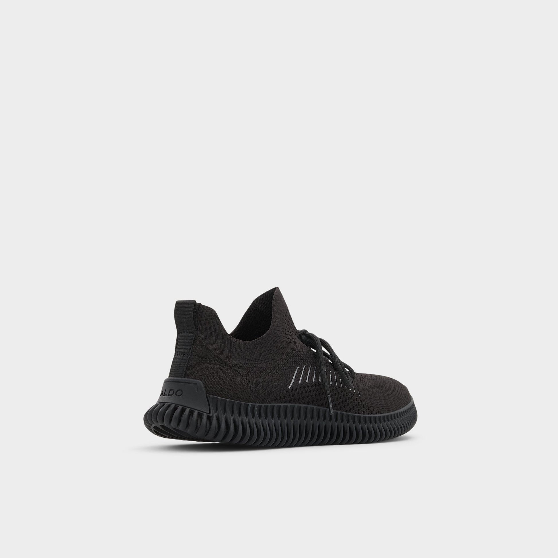 Gilgai Black Men's Athletic sneakers - Jogger sneaker, Jogger sole | Aldo Classic