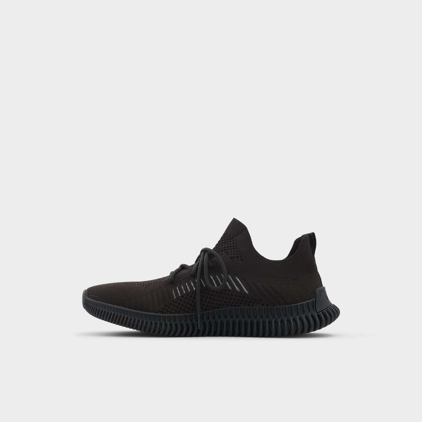 Gilgai Black Men's Athletic sneakers - Jogger sneaker, Jogger sole | Aldo Classic
