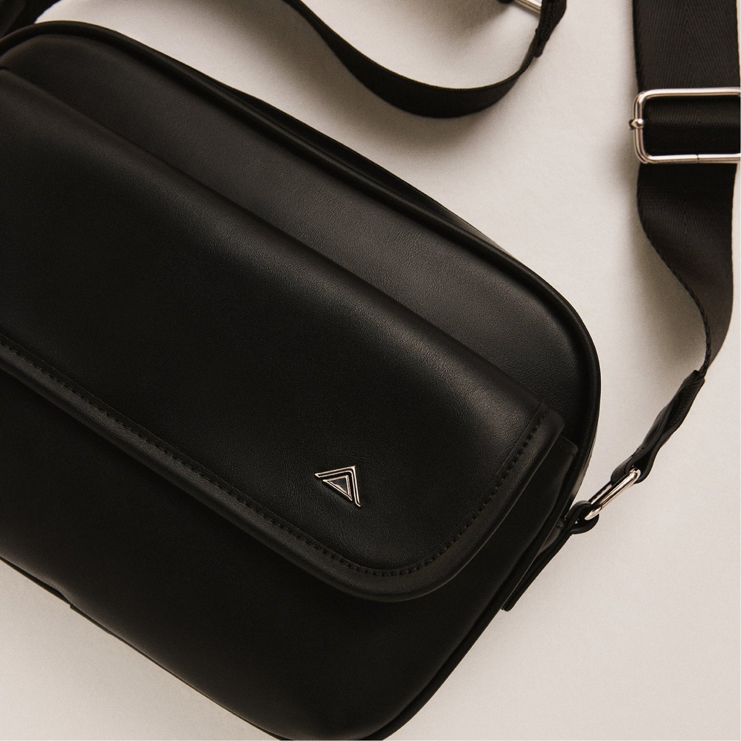 Gustell in Other Black - Crossbody bag | Aldo Exclusive