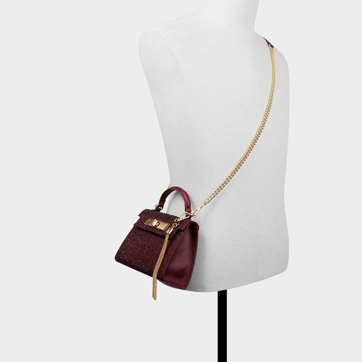 Niki in Dark Red - Top handle bag | Aldo Essential